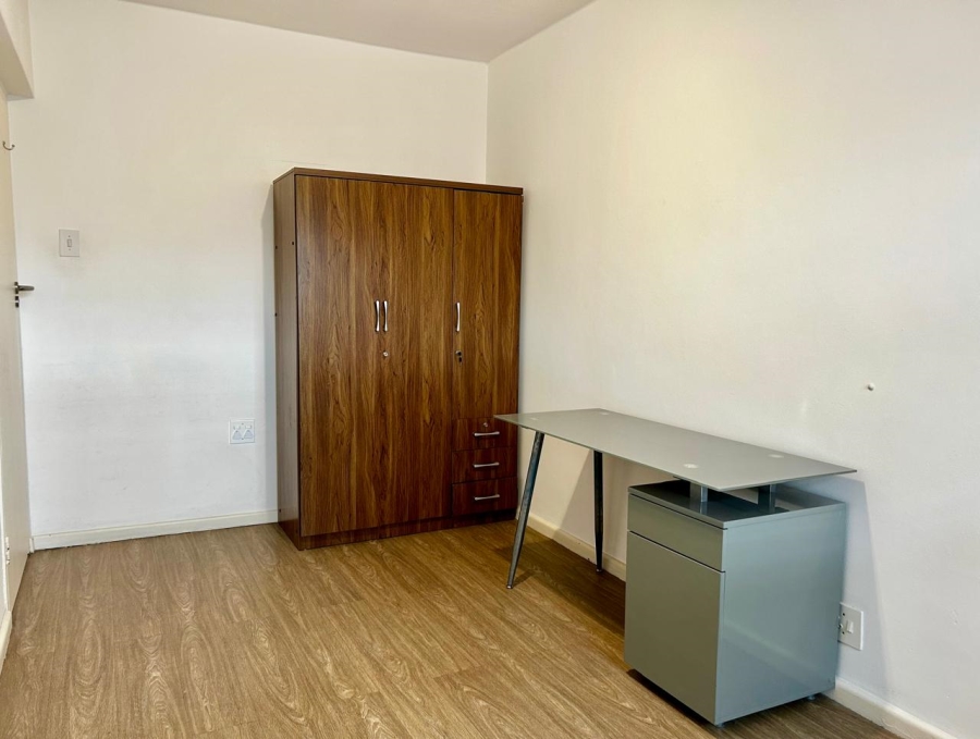 To Let 3 Bedroom Property for Rent in Mouille Point Western Cape